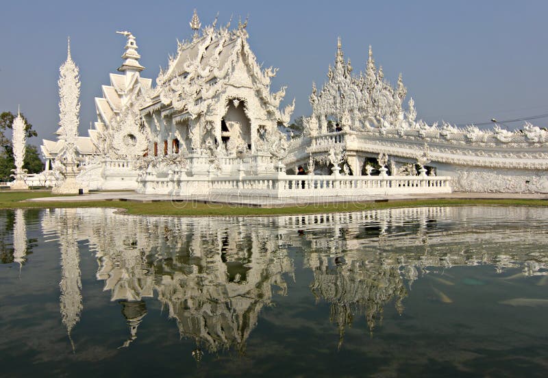 Tempio bianco in Chiang Rai, Tailandia immagini stock libere da diritti Tempio bianco in Chiang Rai, Tailandia immagini stock libere da diritti