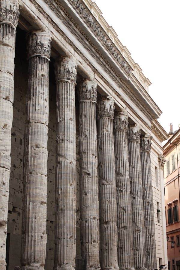 Tempio di Adriano, Piazza di Pietra in Rome, Italy