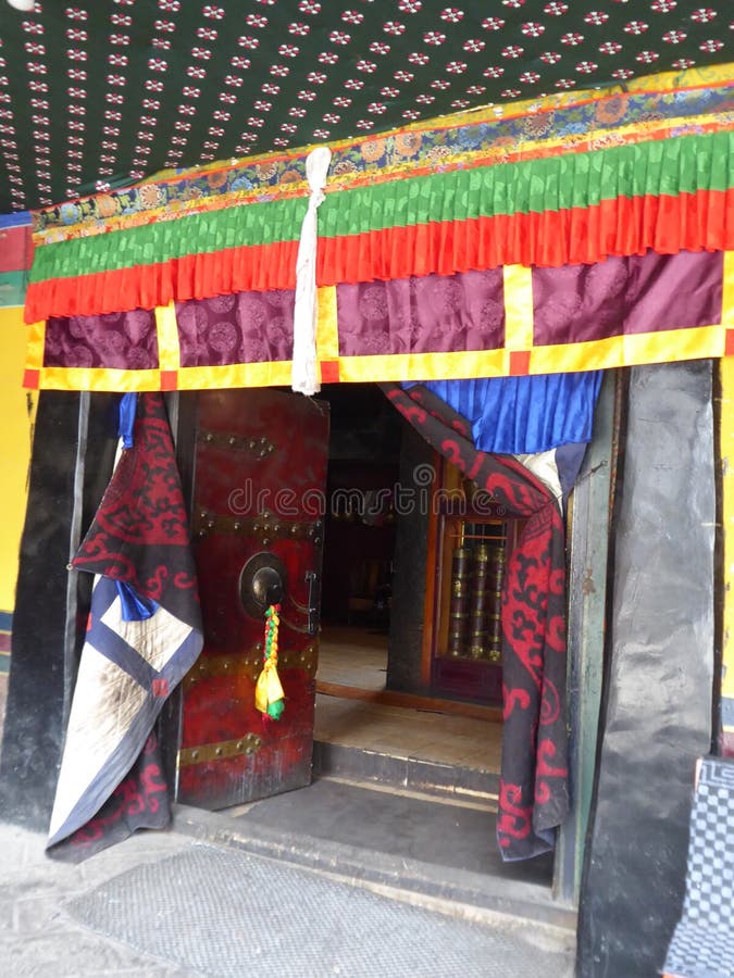 Tempio Lhasa Tibet di Jokhang immagine stock libera da diritti Tempio Lhasa Tibet di Jokhang immagine stock libera da diritti