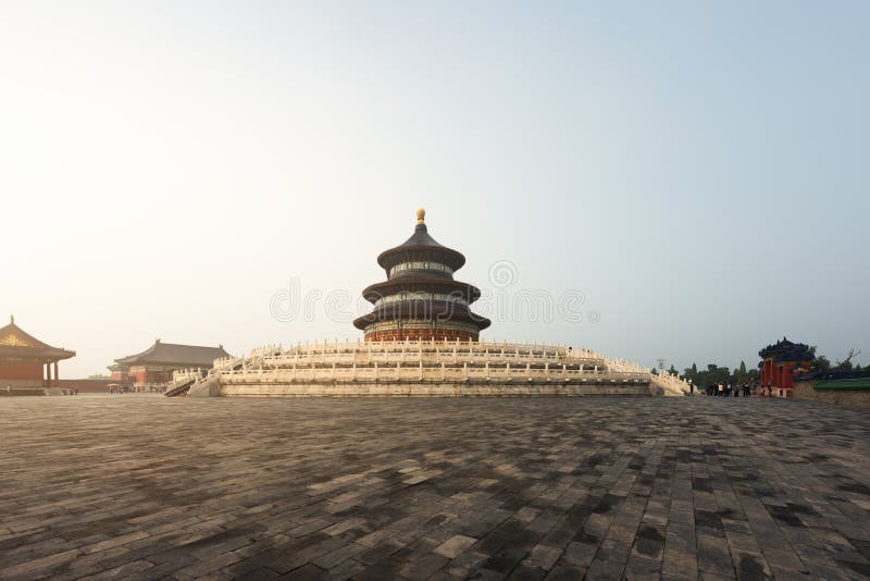 Tempio meraviglioso e di stupore di Pechino - il tempio del cielo in Beiji fotografia stock libera da diritti Tempio meraviglioso e di stupore di Pechino - il tempio del cielo in Beiji fotografia stock libera da diritti