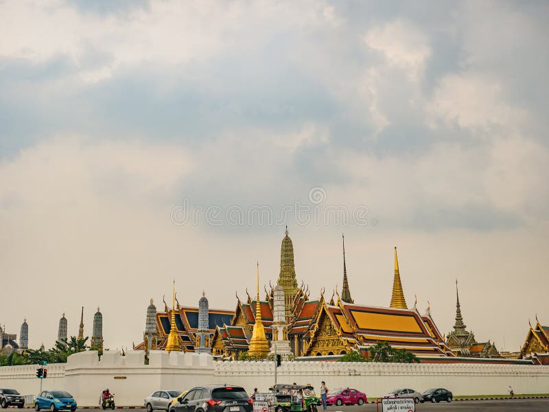Temple de kaew de phra de Wat à la ville Thaïlande de Bangkok Wat Phrakeaw Temple est le temple principal de la capitale de Bangk photos libres de droits Temple de kaew de phra de Wat à la ville Thaïlande de Bangkok Wat Phrakeaw Temple est le temple principal de la capitale de Bangk photos libres de droits