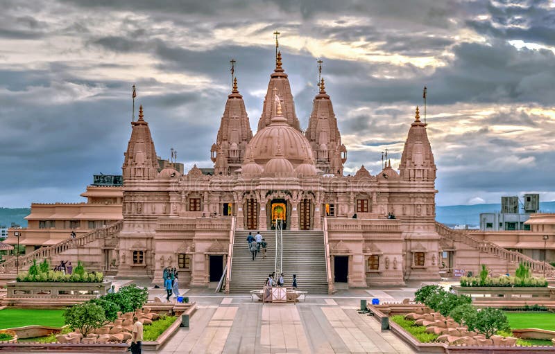 Temple de Shree Swaminarayan, Ambegaon, Pune photos stock Temple de Shree Swaminarayan, Ambegaon, Pune photos stock