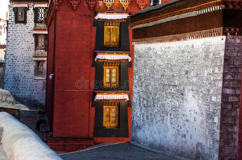 Temple de Zhashilunbu, Thibet, Chine photographie stock libre de droits Temple de Zhashilunbu, Thibet, Chine photographie stock libre de droits