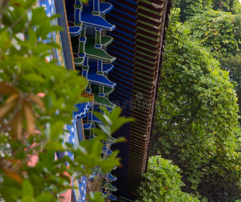 Tenon structure complex-Closeup of Chinese temple eaves stock images