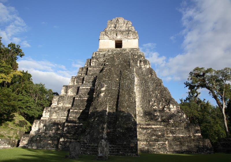 Temple II in Tikal, Guatemala Stock Photo - Image of holiday, palaces ...