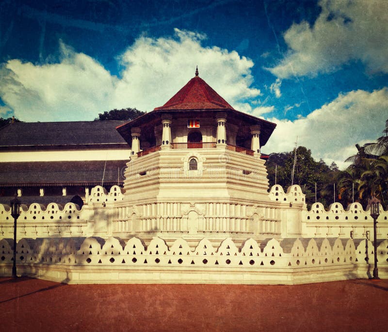 Albums 97+ Images temple of the tooth sri lanka Full HD, 2k, 4k