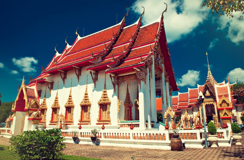 Templo de Chalong em Phuket foto de stock Templo de Chalong em Phuket foto de stock