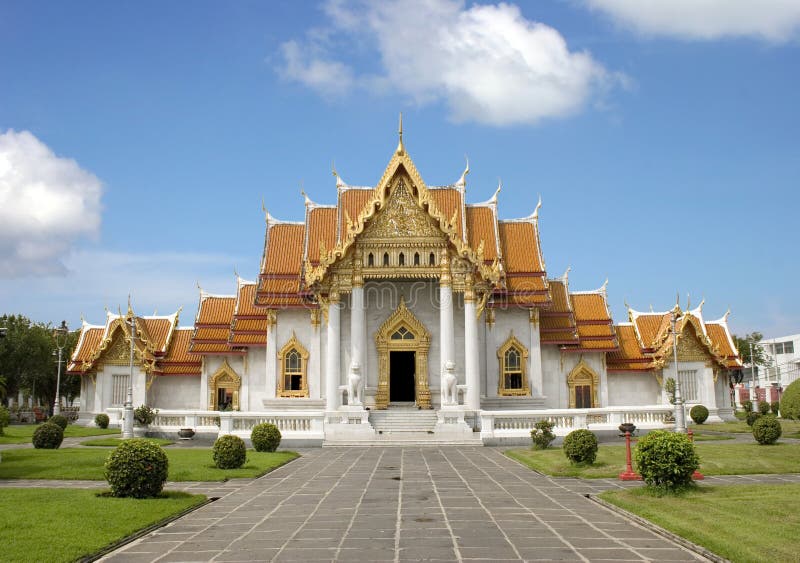 Templo de mármol - Bangkok imagen de archivo libre de regalías