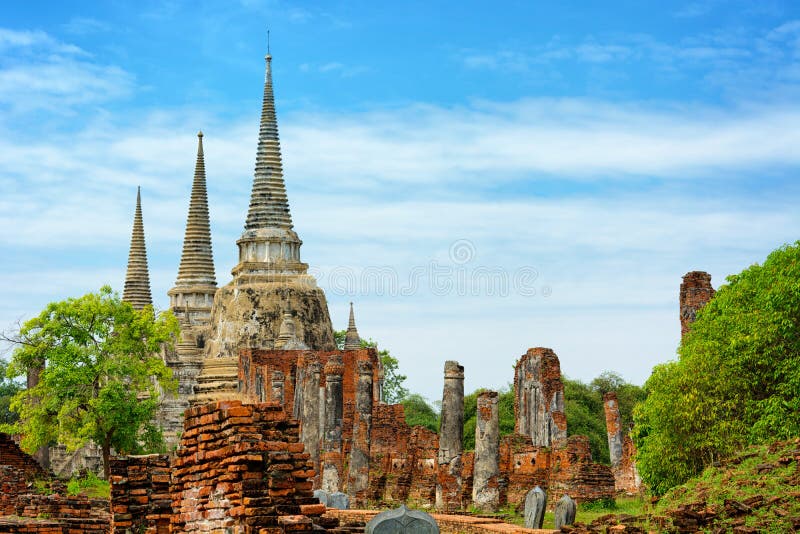 Templo de Wat Phra Si Sanphet. Tailandia, Ayutthaya foto de archivo libre de regalías Templo de Wat Phra Si Sanphet. Tailandia, Ayutthaya foto de archivo libre de regalías
