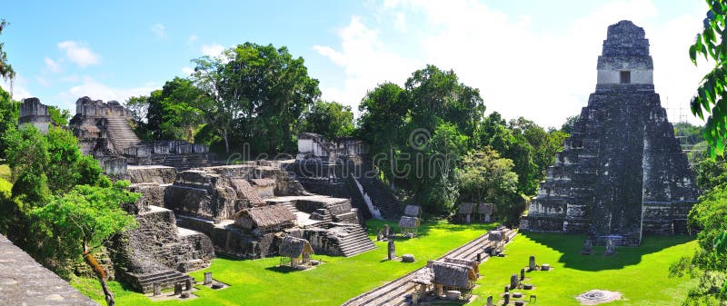 Templos antiguos del maya de Tikal, Guatemala