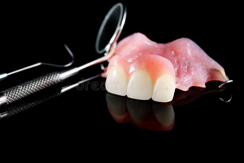Temporary Denture and Dental Tools. Stock Image Image of removable, plate 184940097