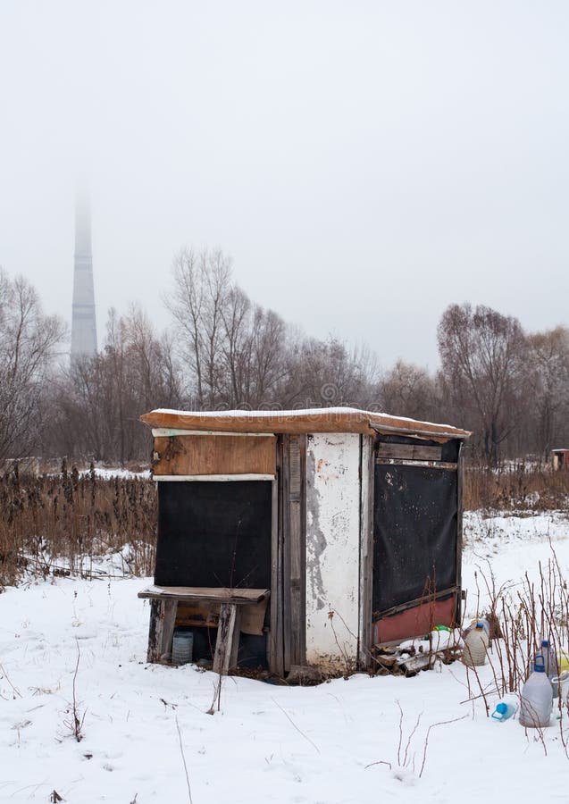 Temporary Selfmade Shelter in Winter Stock Image Image of build