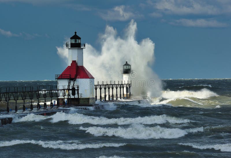 Tempête de phare de rue Joseph, Michigan Etats-Unis photo stock Tempête de phare de rue Joseph, Michigan Etats-Unis photo stock