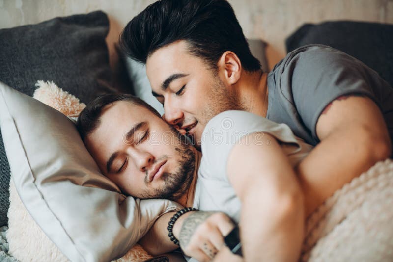 Non-Professional couple on the bed