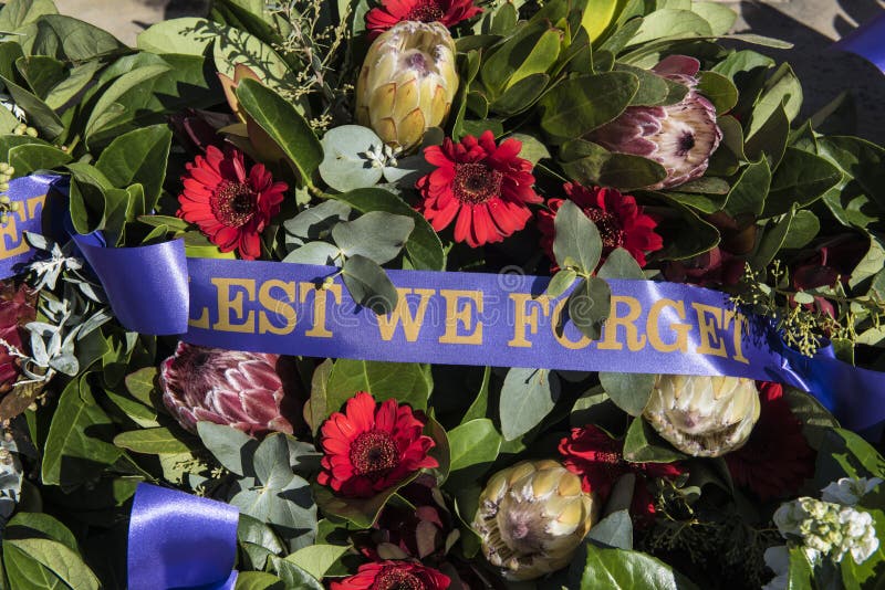 Tenzij wij vergeten, Anzac Day-gedenkteken royalty-vrije stock foto Tenzij wij vergeten, Anzac Day-gedenkteken royalty-vrije stock foto