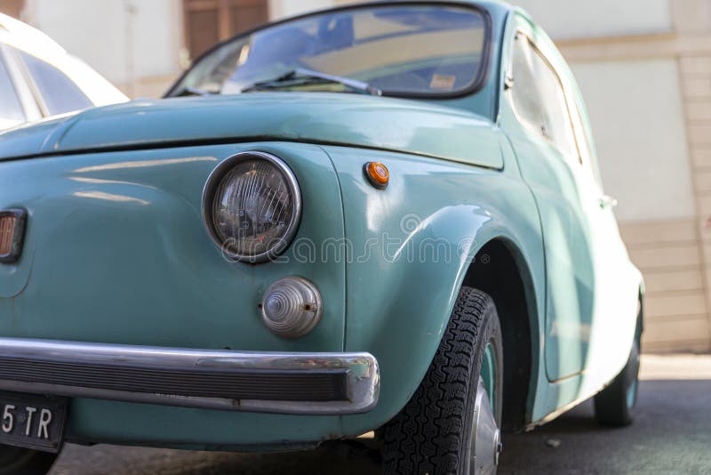 aluminium Alert Dekking Detail of a Light Blue Vintage Fiat 500 Editorial Photo - Image of clashot,  retro: 194714756