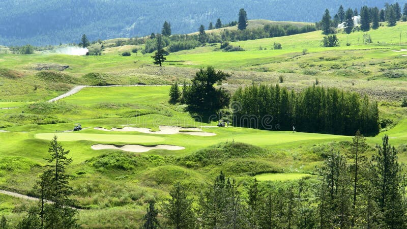 Terreno da golf fotografia stock libera da diritti Terreno da golf fotografia stock libera da diritti