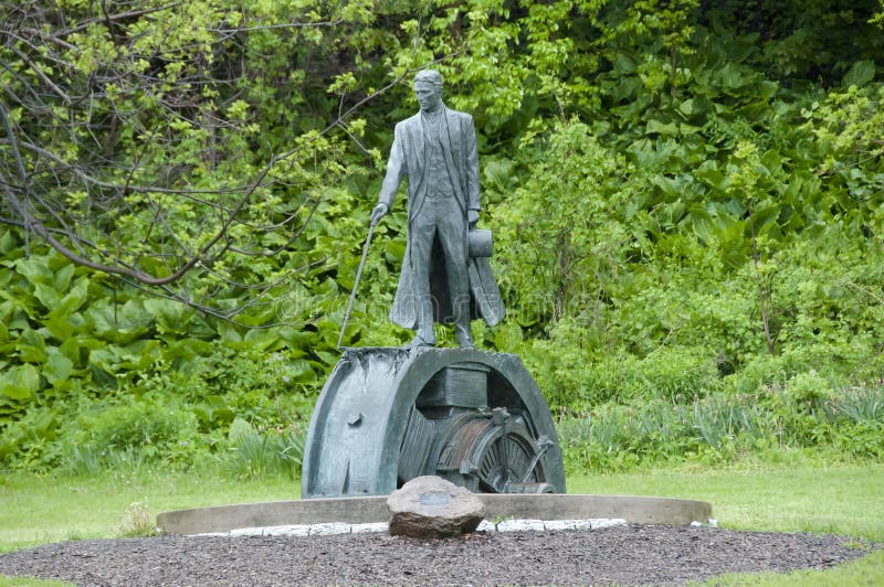 Tesla Monument Niagara Falls Canada Stock Photo Image of statue