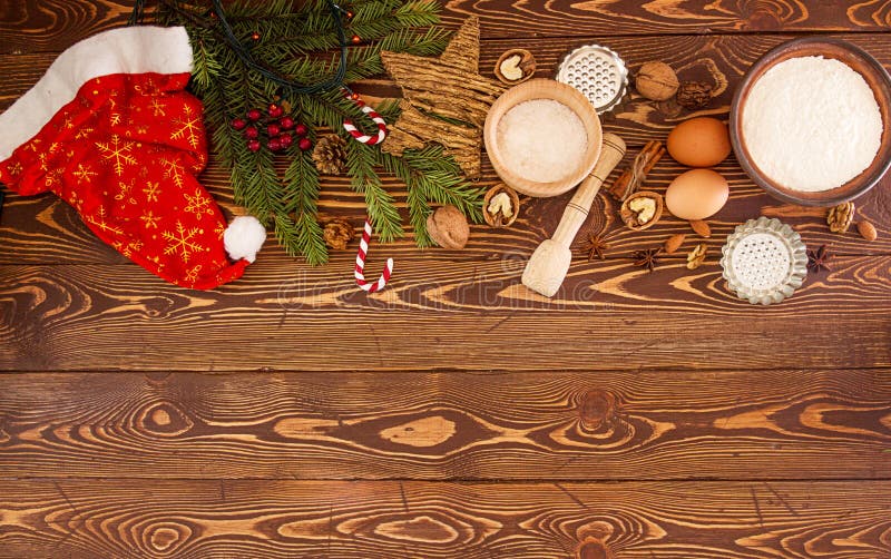 Tesori del nuovo anno di Natale della preparazione Ingredienti e festa fotografia stock Tesori del nuovo anno di Natale della preparazione Ingredienti e festa fotografia stock