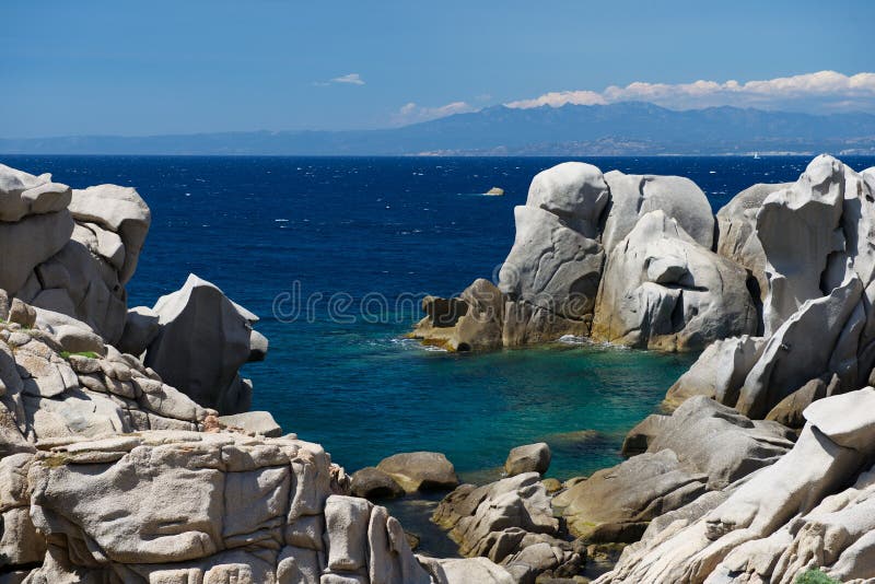 Testa do Capo em Sardinia, ilha de Sardinia, paisagem sardo, Itália, mar de cristal foto de stock royalty free Testa do Capo em Sardinia, ilha de Sardinia, paisagem sardo, Itália, mar de cristal foto de stock royalty free