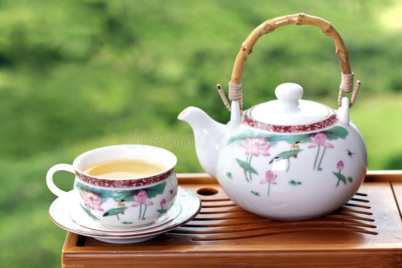 Tetera con té chino imágenes de archivo libres de regalías