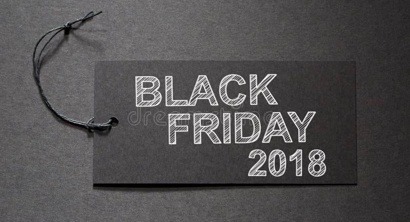 Texte de Black Friday 2018 sur une étiquette noire images libres de droits Texte de Black Friday 2018 sur une étiquette noire images libres de droits
