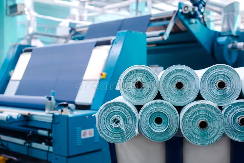 Textielindustrie Cirkelbreiwerk Textielfabriek in draaiende productielijn en een roterende machine en uitrusting