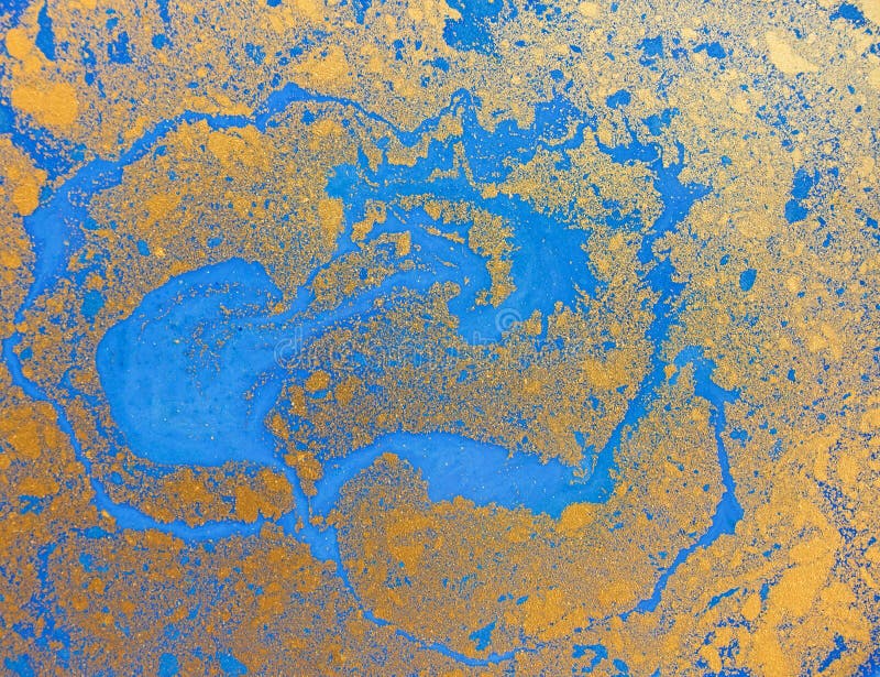 Textura líquida azul y de oro, ejemplo que vetea dibujado mano de la acuarela, fondo abstracto