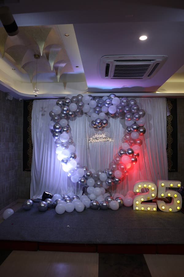 25th Wedding Anniversary Backdrop with Balloon Decoration in the Night ...