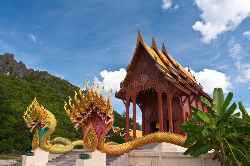 Thai dragon statue at Thai temple