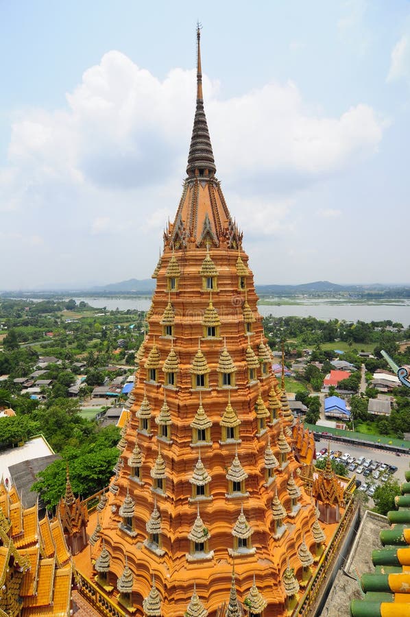 Tham Sua Temple