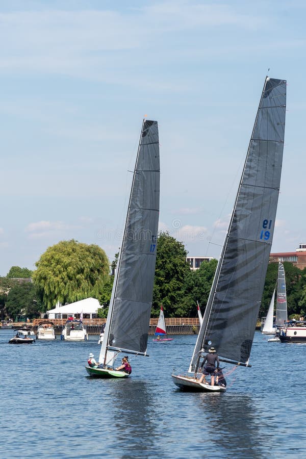 thames ditton yacht club