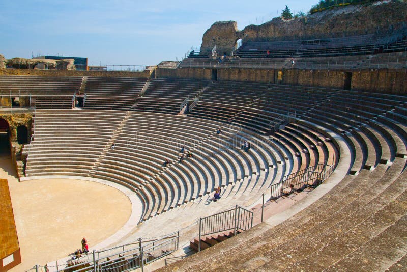 arausio theater overhead arausio theater overhead