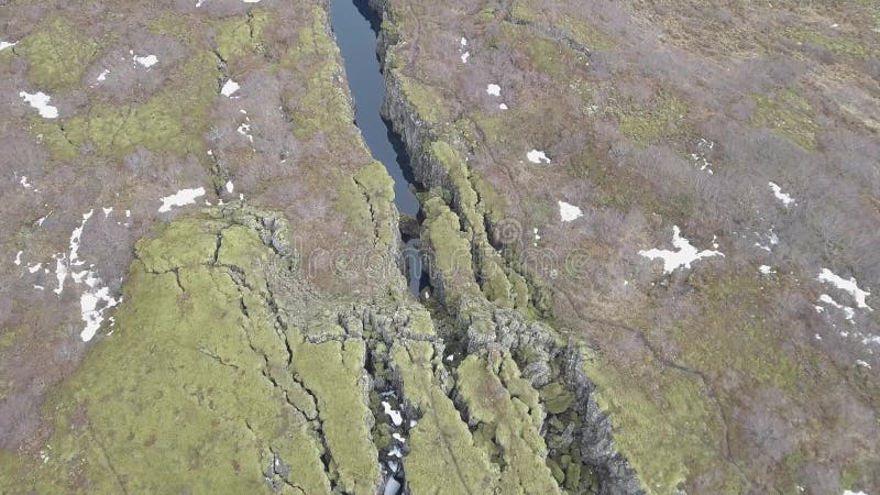 Thingvellir è una delle destinazioni turistiche più popolari in Islanda La vista aerea segna la cresta della dorsale mediatlantic