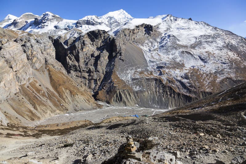 Snowcapped Peak Glacier Mountain Climbing Nepal Himalaya Annapurna Circuit  Hiking Trek Stock Image - Image of circuit, himal: 174229669