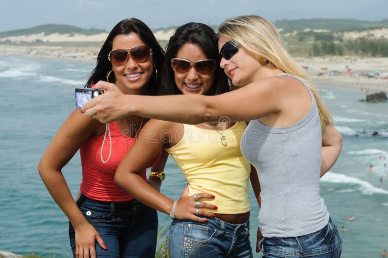 Brazilian Beach Girls