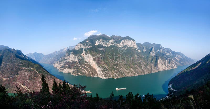 Three Gorges av den Yangtze River Valley klyftan royaltyfria bilder Three Gorges av den Yangtze River Valley klyftan royaltyfria bilder