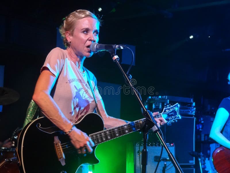 Throwing Muses - Kristin Hersh