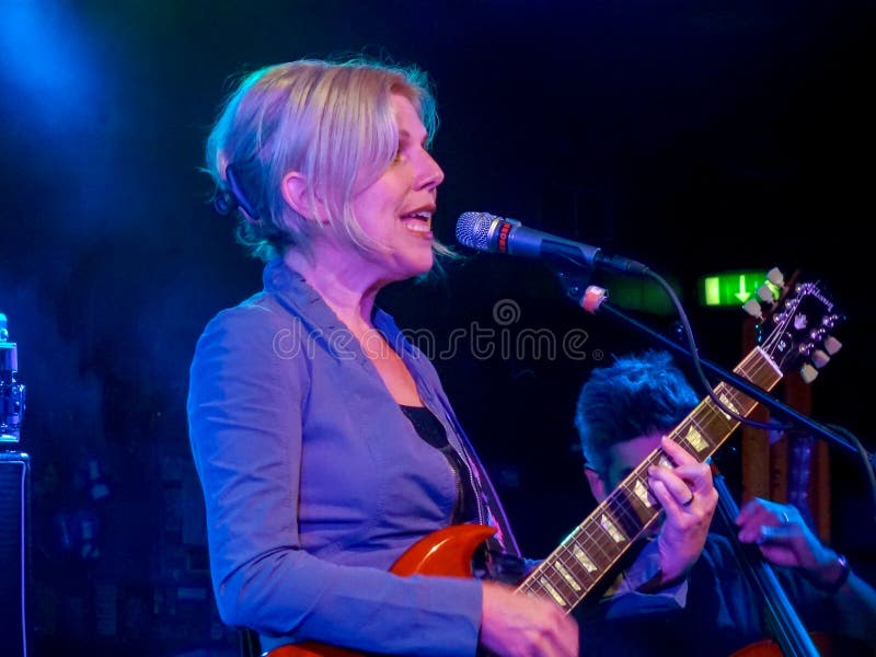 Throwing Muses - Tanya Donelly