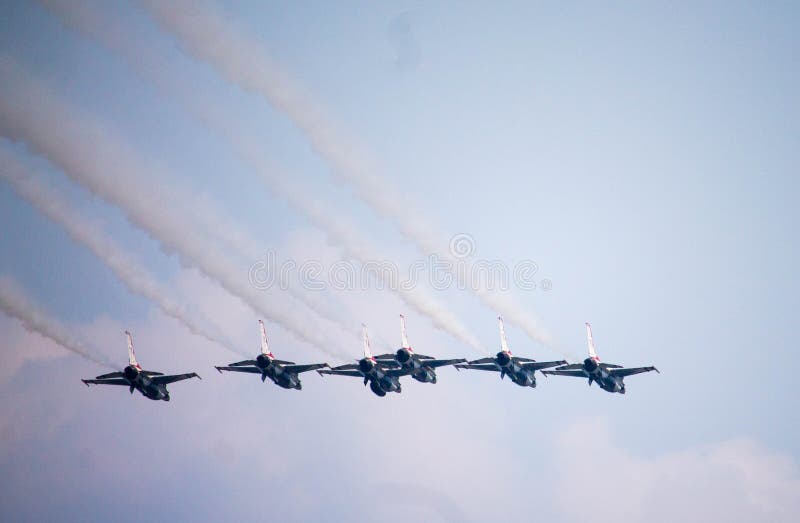 Thunderbirds Air Show editorial photo. Image of cherry 56418326