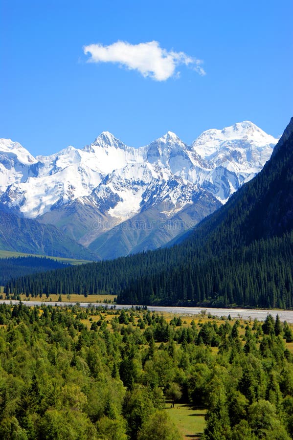 Tianshan Mountain landscape