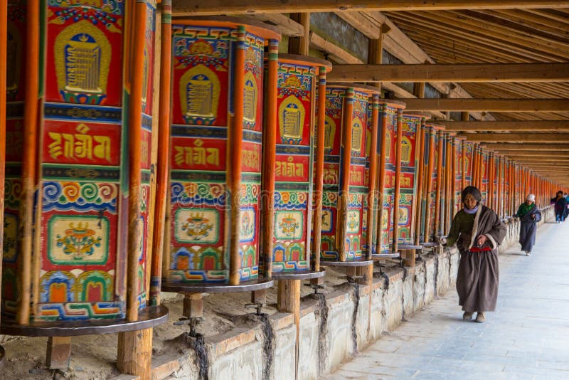 Tibet Buddhist Monks Himalayas Editorial Stock Image Image of tibetan, asia 23950429