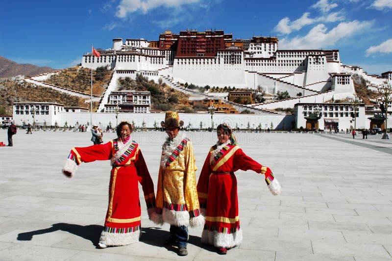 Tibetanische Leute am Potala Palast