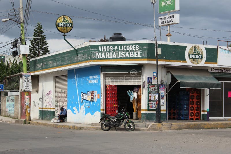 Tienda de la esquina de Puebla, México fotos de archivo libres de regalías Tienda de la esquina de Puebla, México fotos de archivo libres de regalías