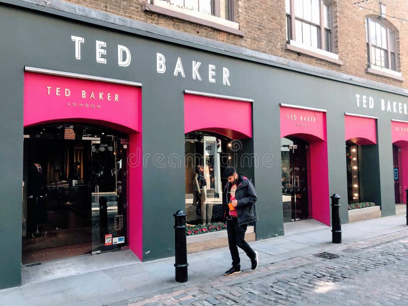 Tienda De TED BAKER, Londres Foto editorial - Imagen de mencionado,  panadero: 145149091