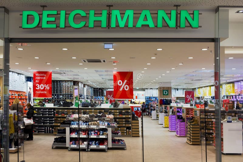 Tienda De Zapatos De Deichmann Fotografía editorial - Imagen de venta, manera: