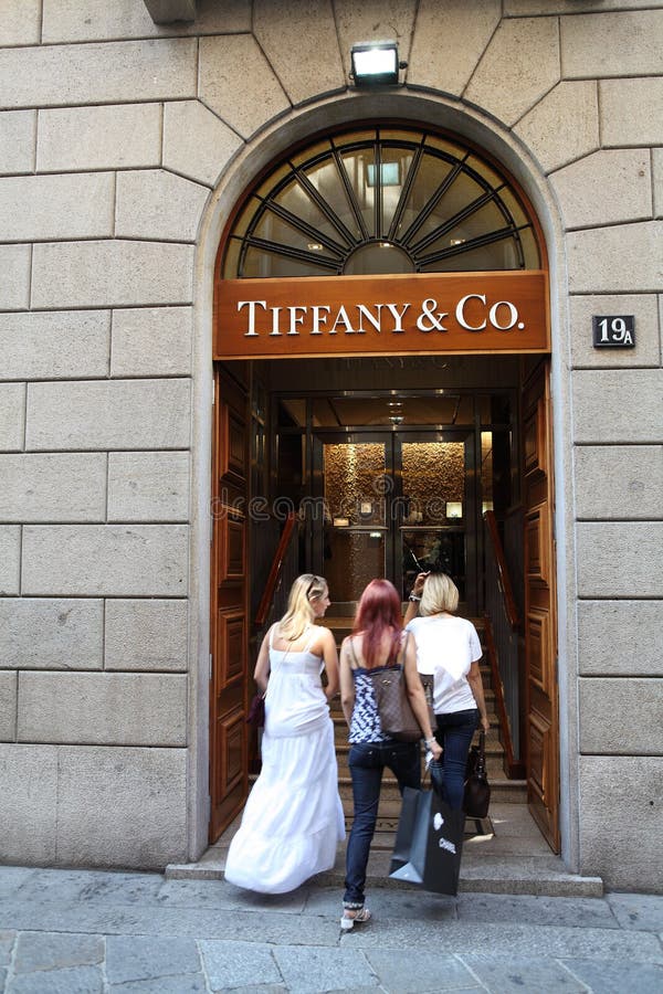 Burberry store and Tiffany and Co luxury jewellery store in Via Tornabuoni,  Florence,Tuscany,Italy Stock Photo - Alamy