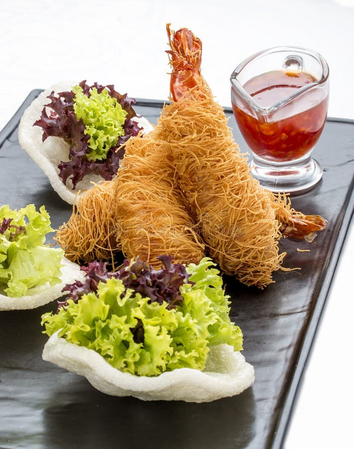 TigerGarnelen Im Teig Ebi Tempura Auf Dunklem Hintergrund Stockfoto