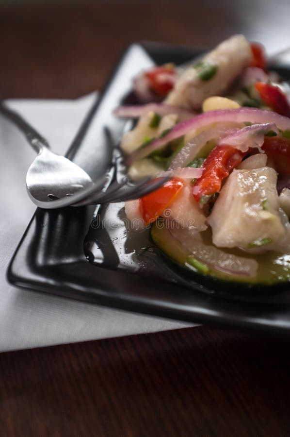 Tilapia peruano Ceviche imagem de stock. Imagem de marisco 85434271