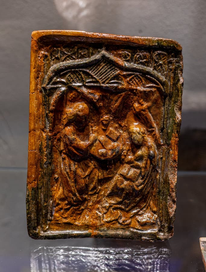 Modern Fireplace Wall Surround Tiles | The Tile Shop